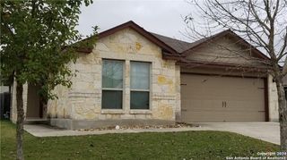 2661 LONESOME CREEK TRL, New Braunfels, TX 78130