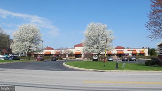 4928 LOUISE DR #103, Mechanicsburg, PA 17055