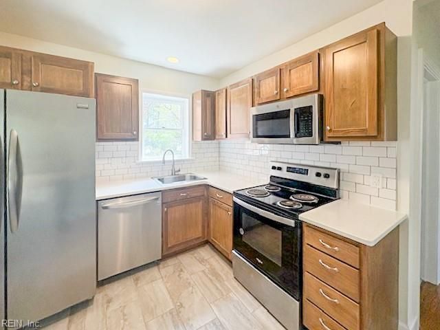 5 White Oak DR, Newport News, VA 23601