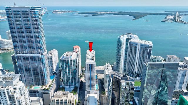 1200 Brickell Bay Dr 3318, Miami, FL 33131