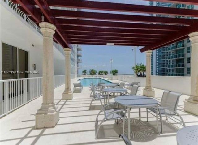 1200 Brickell Bay Dr 3318, Miami, FL 33131