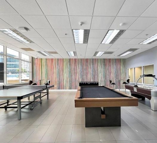 1200 Brickell Bay Dr 3318, Miami, FL 33131