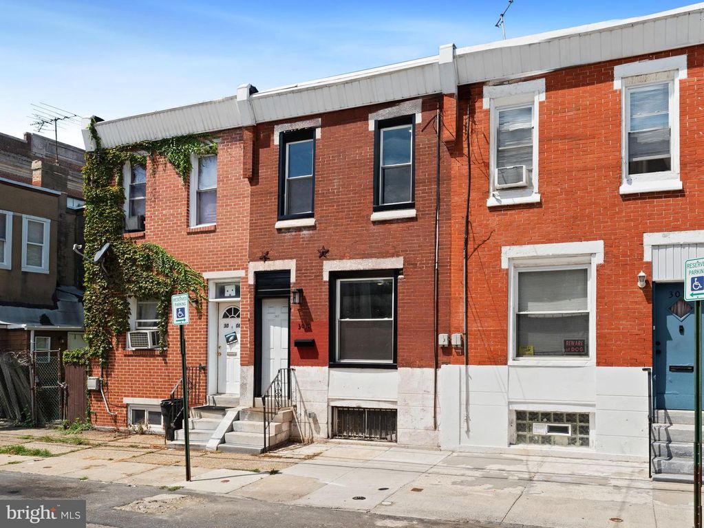 3010 EMERALD ST, Philadelphia, PA 19134