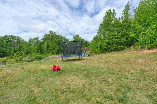 543 Chattooga Road, Roebuck, SC 29376