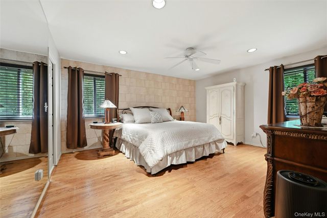 3 Partridge Lane, Huntington, NY 11743