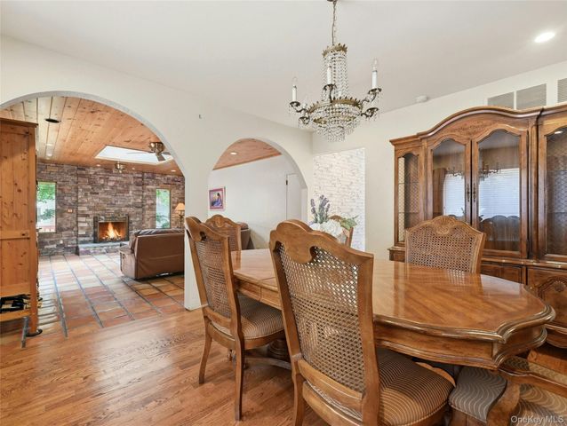3 Partridge Lane, Huntington, NY 11743