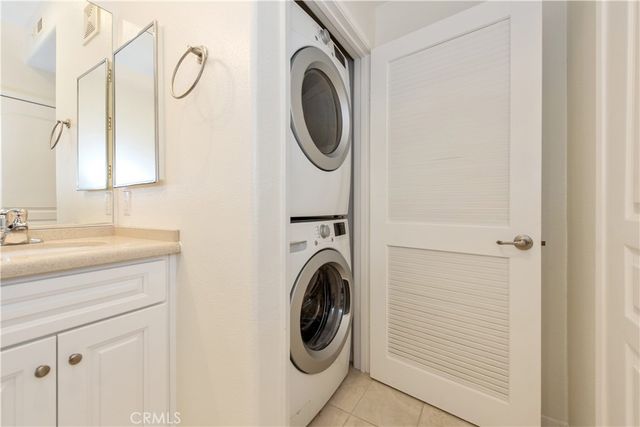 3261 Watermarke, Irvine, CA 92612