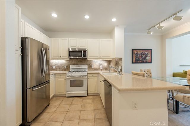 3261 Watermarke, Irvine, CA 92612