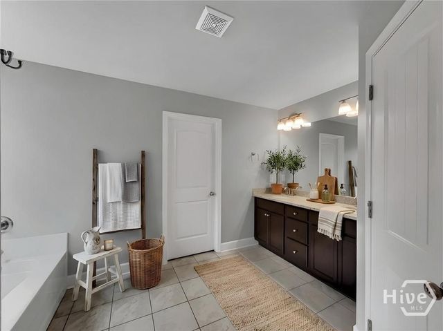 1672 Carriage Court, Monroe, GA 30656