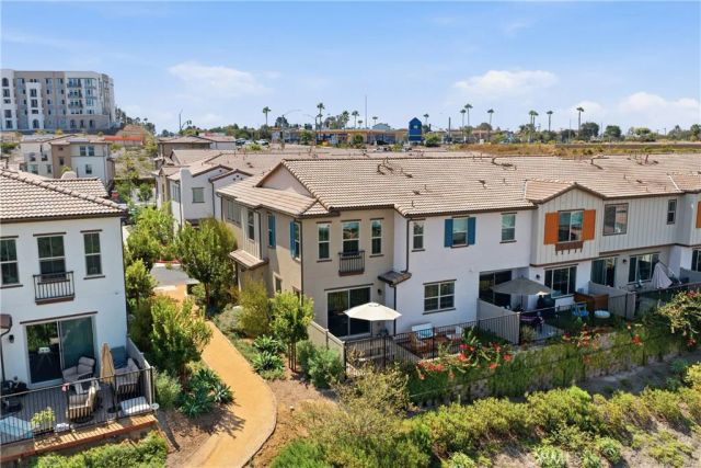 1724 Valley Oak, Oceanside, CA 92056