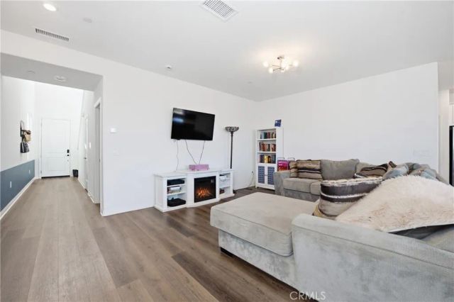 1724 Valley Oak, Oceanside, CA 92056