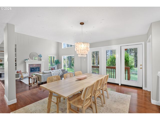 32370 Se JUDD Rd, Eagle Creek, OR 97022