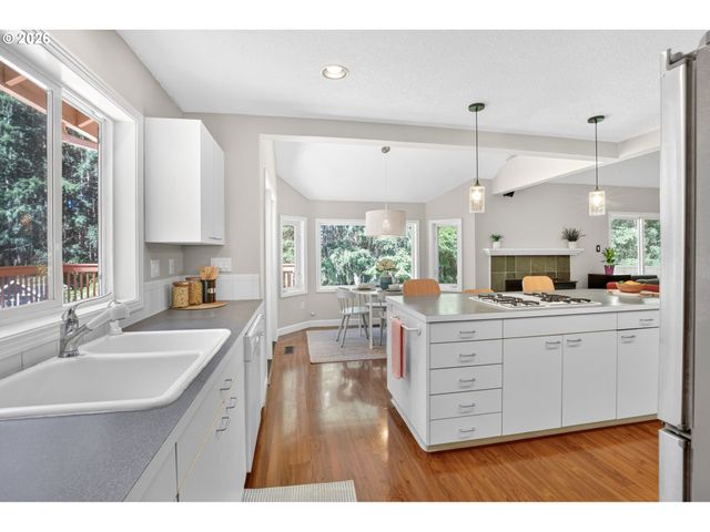 32370 Se JUDD Rd, Eagle Creek, OR 97022