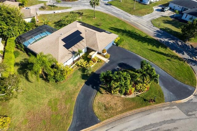 133 Big Springs DR, Naples, FL 34113