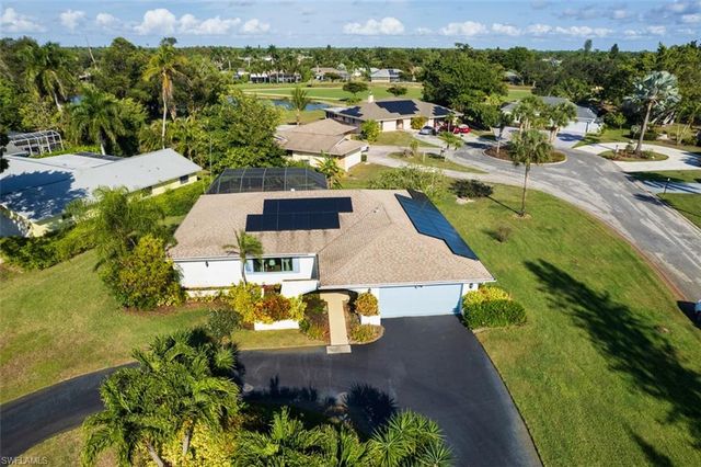 133 Big Springs DR, Naples, FL 34113