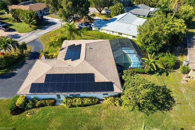 133 Big Springs DR, Naples, FL 34113