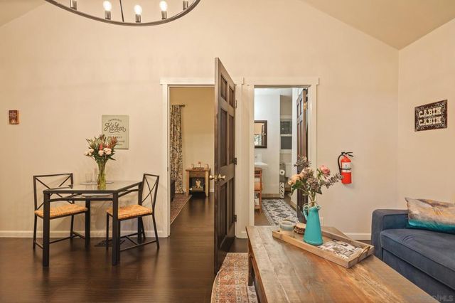625 Cottage Grove Rd, Lake Arrowhead, CA 92352