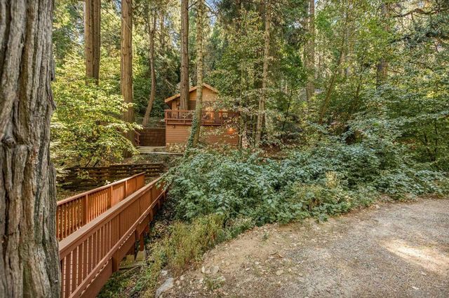 625 Cottage Grove Rd, Lake Arrowhead, CA 92352