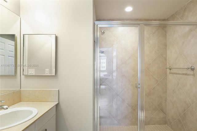 2080 S Ocean Dr PH4, Hallandale Beach, FL 33009