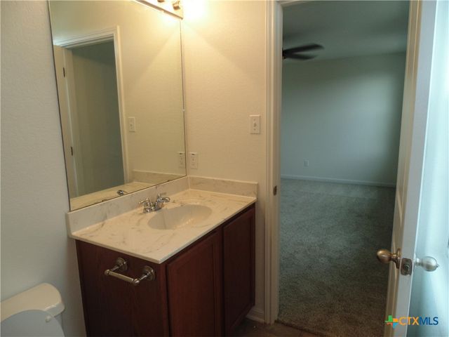 110 Trestle Tree AB, San Marcos, TX 78666