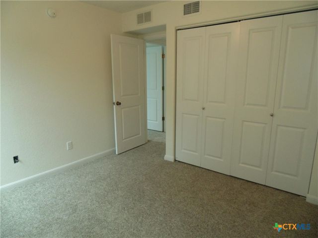 110 Trestle Tree AB, San Marcos, TX 78666