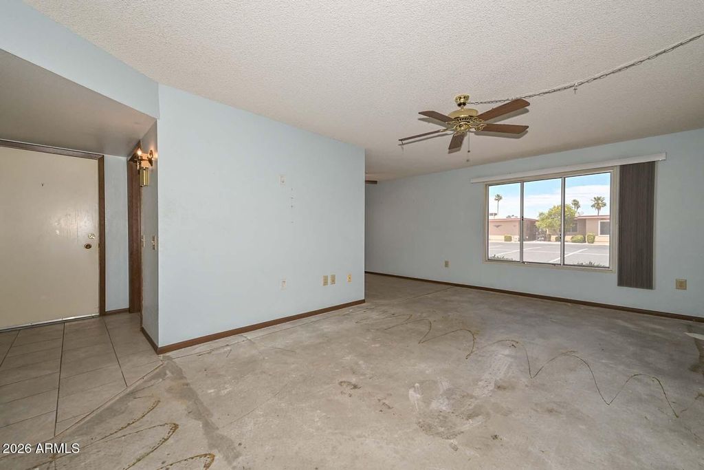 Image 7 of property listing at 13208 N 98TH Avenue Q, Sun City, AZ 85351