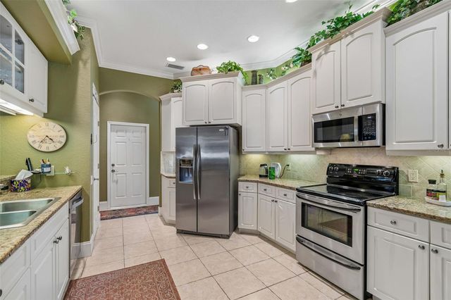 2349 CHESTERFIELD CIRCLE, Lakeland, FL 33813