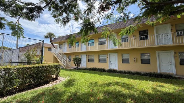 5168 NE 6th Avenue 431, Oakland Park, FL 33334