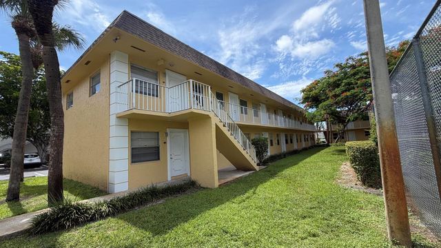5168 NE 6th Avenue 431, Oakland Park, FL 33334