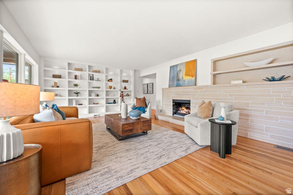 Image 3 of property listing at 1318 S YUMA ST, Salt Lake City, UT 84108