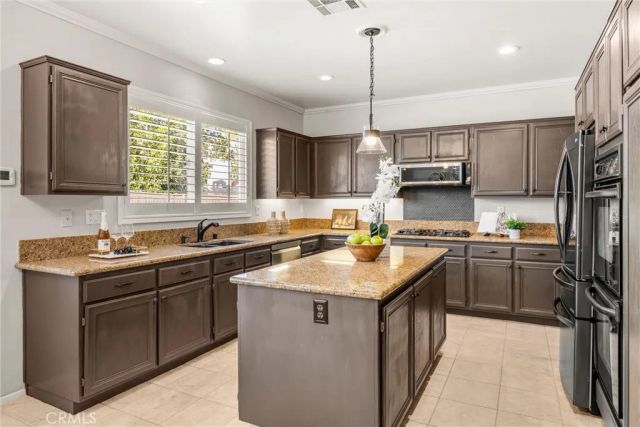 23410 Sycamore Creek, Murrieta, CA 92562