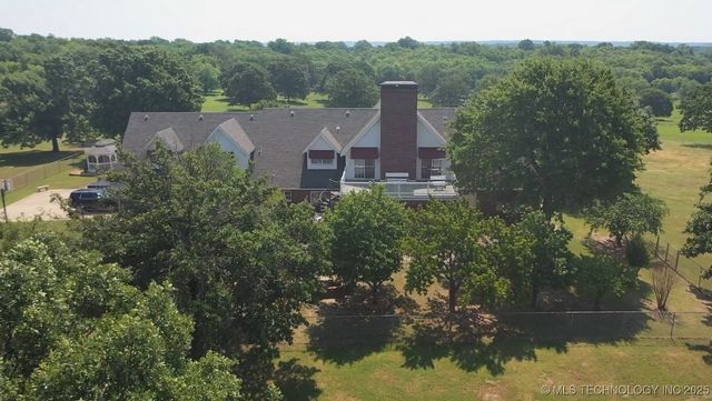 66235 S 320 Road, Chouteau, OK 74337