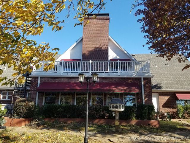 66235 S 320 Road, Chouteau, OK 74337