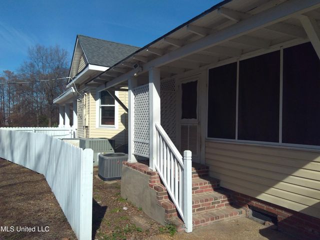 1202 Bayou Drive, Indianola, MS 38751