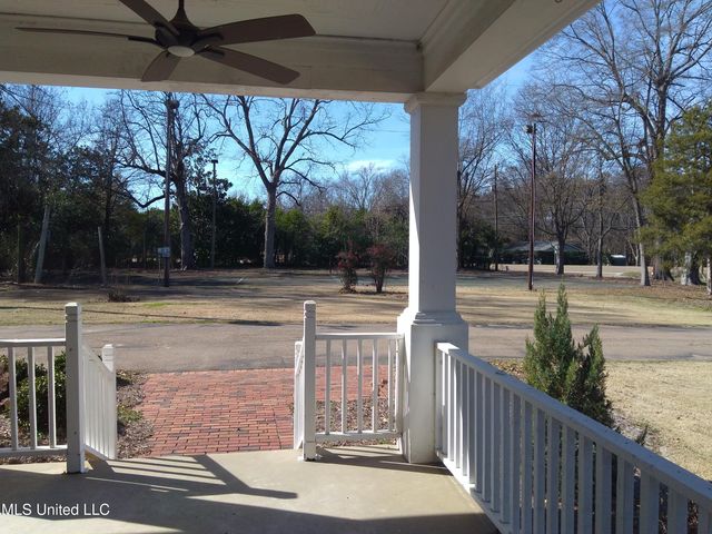 1202 Bayou Drive, Indianola, MS 38751