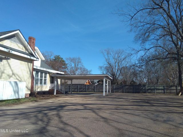 1202 Bayou Drive, Indianola, MS 38751