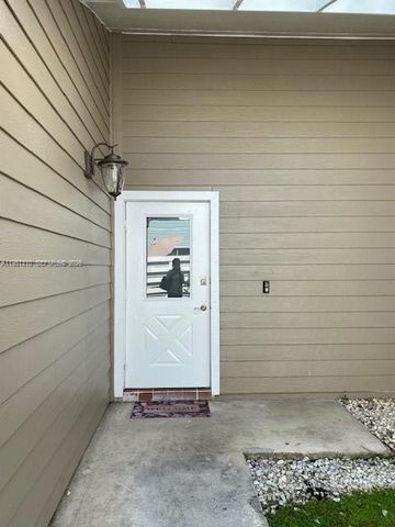 14962 SW 143rd Ct 14962, Miami, FL 33186