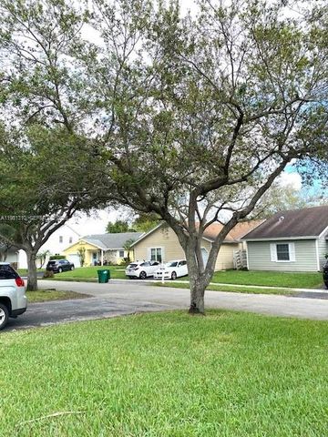 14962 SW 143rd Ct 14962, Miami, FL 33186