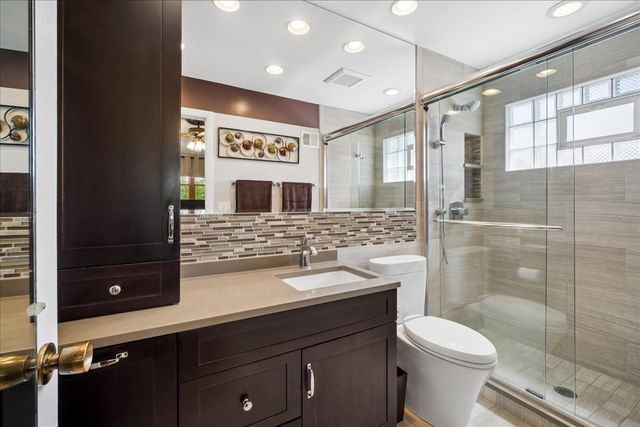 323 Vine Street, Wilmette, IL 60091