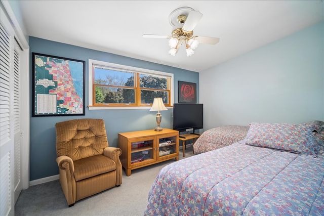323 Vine Street, Wilmette, IL 60091