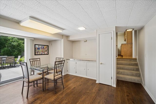 323 Vine Street, Wilmette, IL 60091