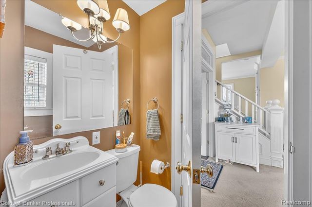 205 S Lake Pleasant Road, Attica, MI 48412