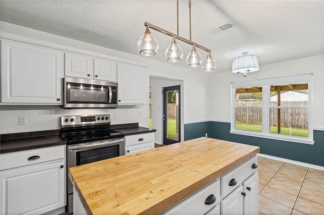 8522 Southern Oak Court, Mobile, AL 36695