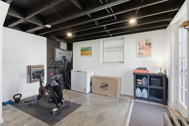 2820 Donna Hill Dr, Nashville, TN 37214