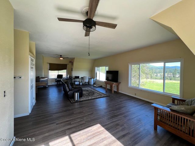 571 Johns Creek Rd., Emida, ID 83861