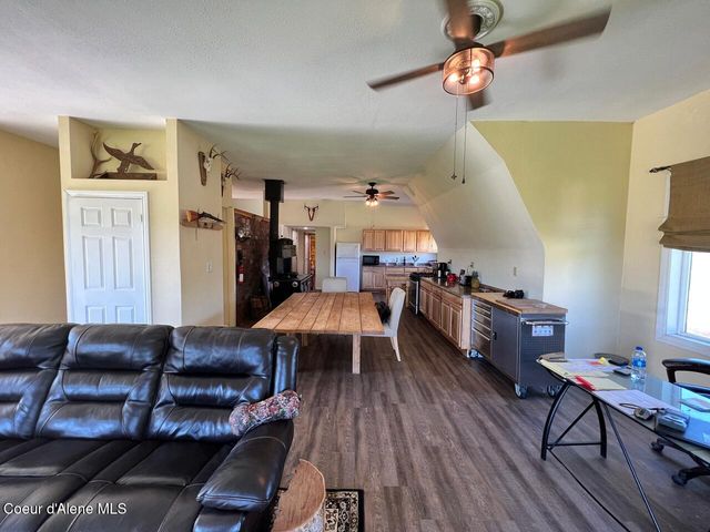 571 Johns Creek Rd., Emida, ID 83861
