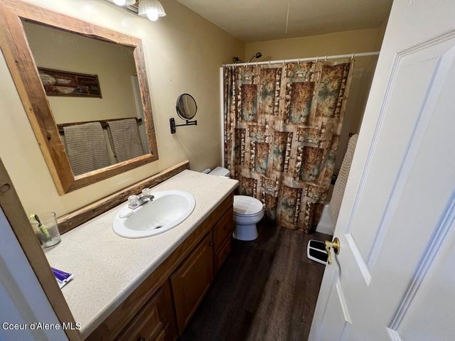 571 Johns Creek Rd., Emida, ID 83861