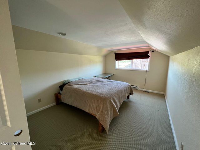 571 Johns Creek Rd., Emida, ID 83861