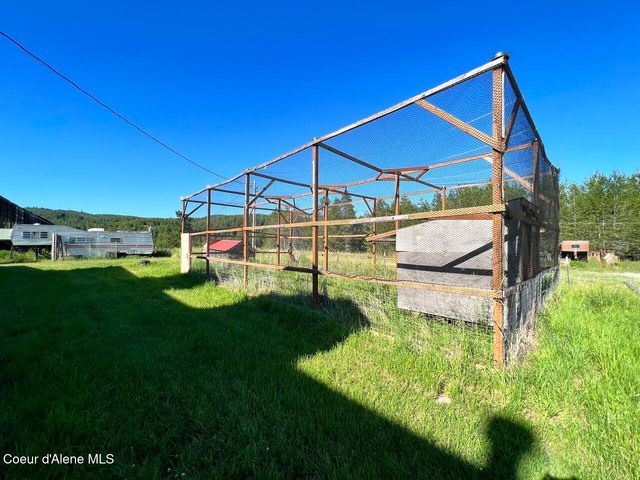 571 Johns Creek Rd., Emida, ID 83861