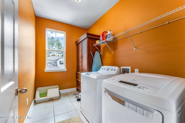 39 MOLASSES Court, St. Johns, FL 32259